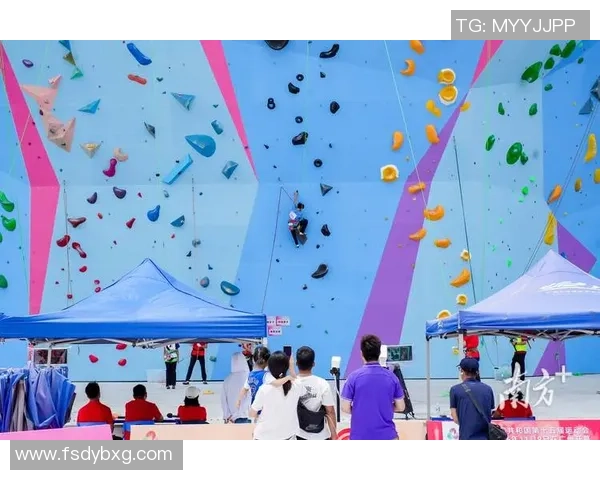 成都攀岩队状态对比分析及其对未来比赛的影响探讨 成都攀岩队状态对比分析及其对未来比赛的影响探讨