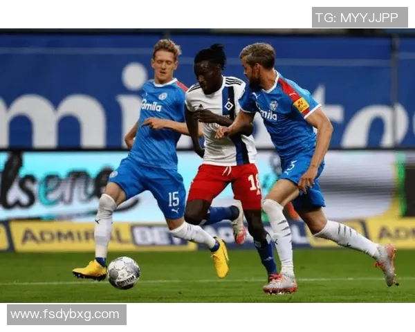 基尔队奋勇争先在德乙赛场展现实力与团队精神的精彩瞬间